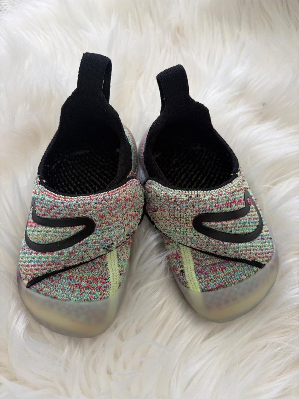 Nike Swoosh 1 in size 5c